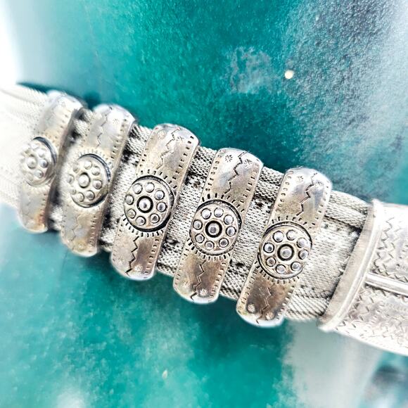 Streets Ahead Silver Tone Link Statement Waist Belt Women's S-M Western Boho - Picture 3 of 7